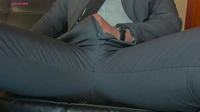 Snapshot of MrLonely02 chatting on January 2025 11:13:01 PM MrLonely02 online show from January 2025 11:13:01 PM