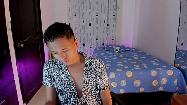 alessandro wizard online show from February 2025 01:47:01 AM