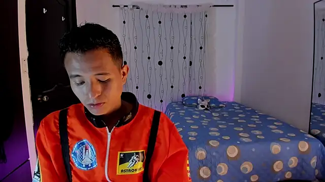 alessandro wizard online show from February 2025 09:46:02 PM