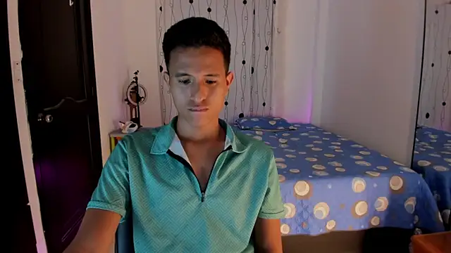 alessandro wizard online show from February 2025 02:23:01 AM