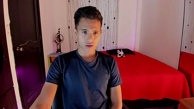 alessandro wizard online show from February 2025 09:32:01 PM