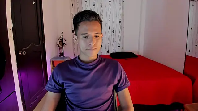 alessandro wizard online show from February 2025 09:04:02 PM
