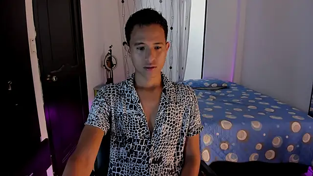 alessandro wizard online show from March 2025 03:38:02 PM