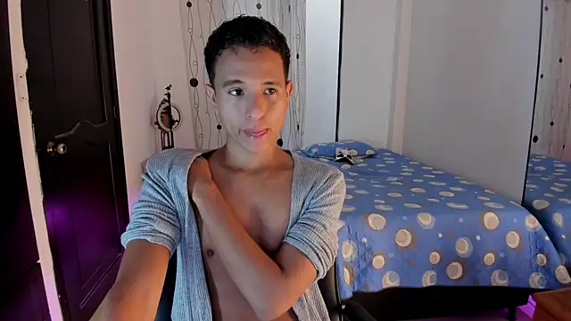 alessandro wizard online show from March 2025 05:39:02 PM