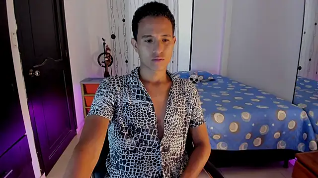 alessandro wizard online show from March 2025 07:27:02 PM
