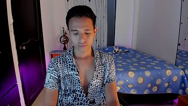 alessandro wizard online show from March 2025 10:32:02 PM