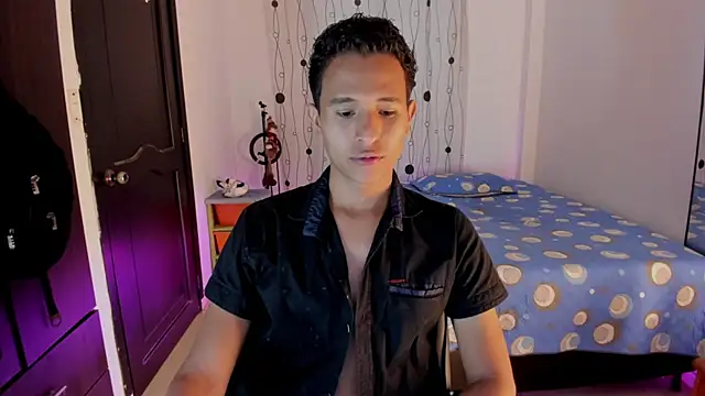 alessandro wizard online show from March 2025 09:54:02 PM