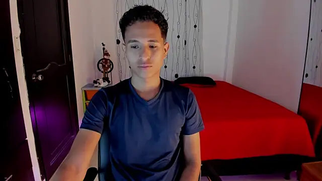 alessandro wizard online show from March 2025 08:18:02 PM