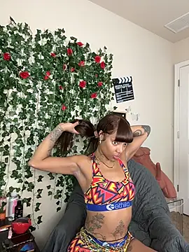 butterflybootyy online show from November 2025 03:33:02 PM