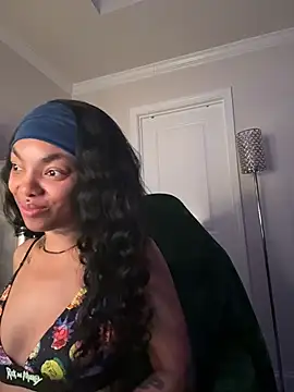 butterflybootyy online show from April 2026 07:38:02 AM