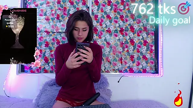 -Gwen- online show from January 2025 05:11:01 AM