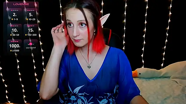 Snapshot of AgathaNoxe chatting on January 2025 11:03:02 PM AgathaNoxe online show from January 2025 11:03:02 PM