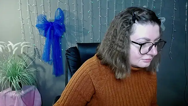 ZannaDreil online show from November 2025 07:05:02 PM