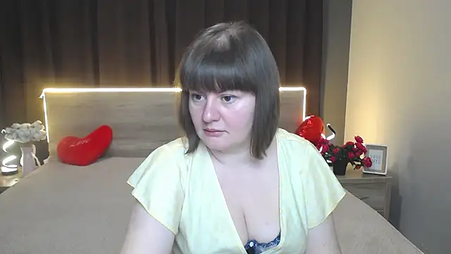 ZannaDreil online show from February 2026 07:04:02 PM