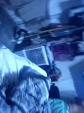 Snapshot of SINUECASTILLO chatting on February 2025 10:21:02 AM SINUECASTILLO online show from February 2025 10:21:02 AM