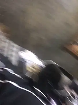 Snapshot of SINUECASTILLO chatting on March 2025 04:27:01 AM SINUECASTILLO online show from March 2025 04:27:01 AM