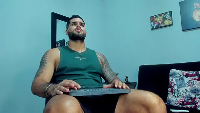 SamirHazard97 online show from January 2025 11:35:01 PM