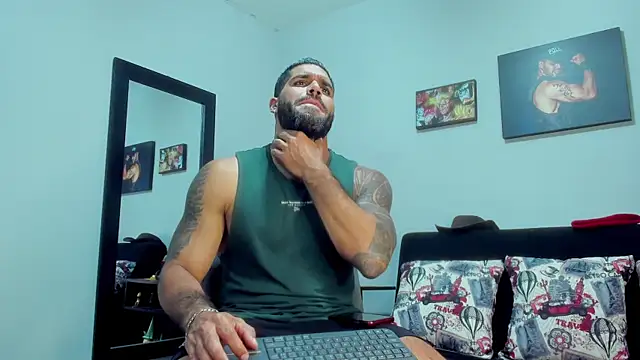 SamirHazard97 online show from October 2025 09:13:01 PM