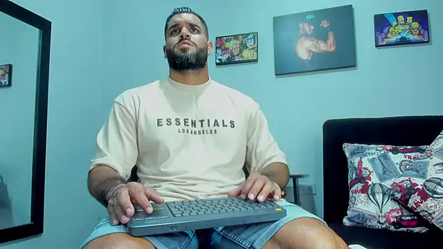 SamirHazard97 online show from October 2025 08:11:02 PM