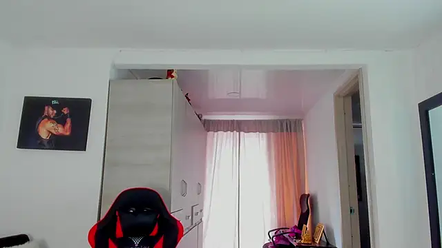 Snapshot of SamirHazard97 chatting on March 2026 07:42:01 PM SamirHazard97 online show from March 2026 07:42:01 PM