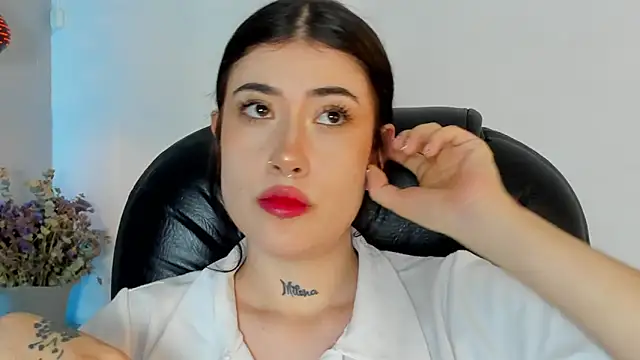 Snapshot of melody_suarez chatting on January 2025 08:10:01 PM melody suarez online show from January 2025 08:10:01 PM