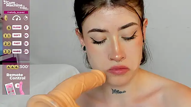 Snapshot of melody_suarez chatting on January 2025 01:54:01 AM melody suarez online show from January 2025 01:54:01 AM