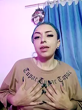 Snapshot of turolita_ chatting on February 2025 05:58:02 PM turolita online show from February 2025 05:58:02 PM