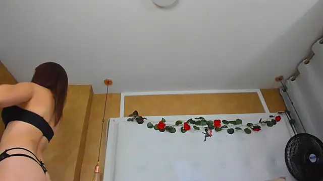  evamilf  online show from April 2026 12:31:01 PM