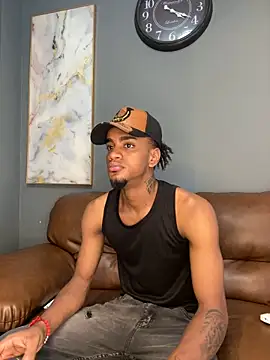 AaronCruz  online show from January 2025 07:37:01 PM