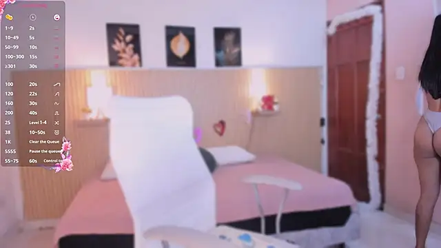 Snapshot of Harmony_Malkova chatting on February 2026 10:50:02 PM Harmony Malkova online show from February 2026 10:50:02 PM