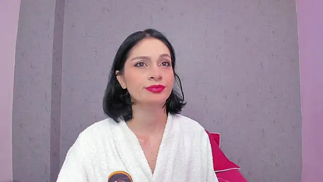 Tiffany mendez online show from October 2025 12:13:02 PM