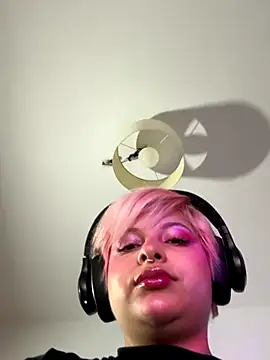 sammymoon online show from December 2025 07:05:01 AM