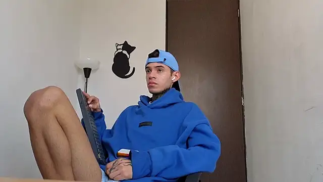 Saturno v online show from March 2026 01:04:02 PM