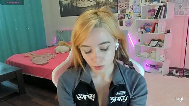 Ramona Johnson online show from February 2025 11:57:02 AM