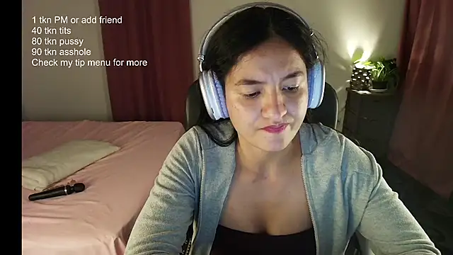 Snapshot of ChloeSanchezx chatting on February 2026 12:06:01 AM ChloeSanchezx online show from February 2026 12:06:01 AM