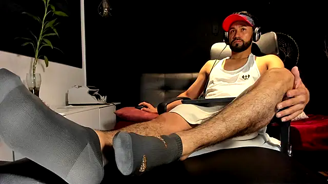 alessandro wye online show from November 2025 02:43:02 AM