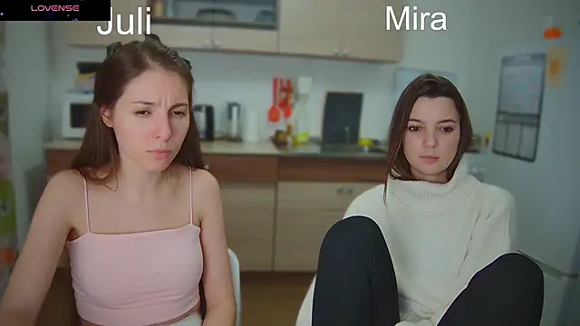 fcjuicy pussy online show from March 2025 06:18:01 PM