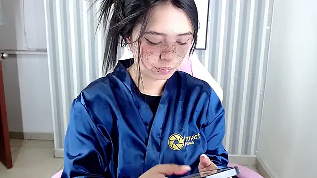 sarah moon2 online show from December 2024 12:44:01 AM