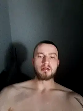 wariacik0024 online show from November 2025 01:59:02 AM