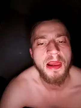 wariacik0024 online show from December 2025 01:46:02 AM