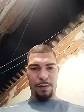 Snapshot of Leopedra2211 chatting on January 2026 01:43:02 AM Leopedra2211 online show from January 2026 01:43:02 AM