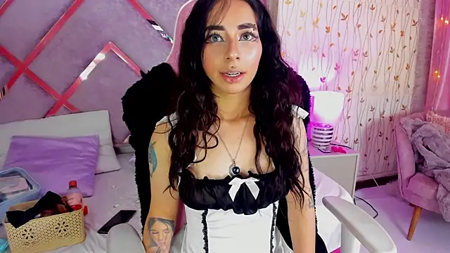 hanna  azumi online show from March 2025 03:29:01 AM