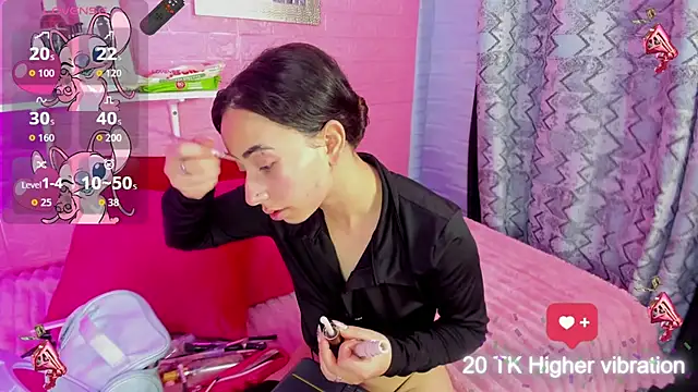 hanna  azumi online show from October 2025 01:31:01 AM