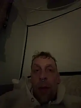 Snapshot of pillepallex84x chatting on February 2026 11:01:01 PM pillepallex84x online show from February 2026 11:01:01 PM