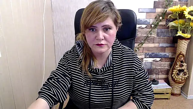 DaniellaKiss online show from March 2025 05:37:01 PM