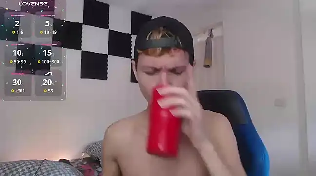 bryamado69 online show from February 2025 04:36:02 PM