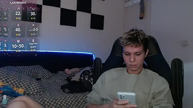 bryamado69 online show from October 2025 11:08:02 AM