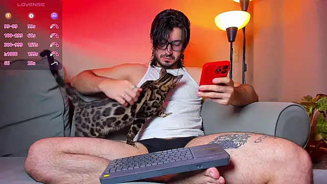 Snapshot of Ackerman_Eren_ chatting on October 2025 10:35:01 AM Ackerman Eren online show from October 2025 10:35:01 AM