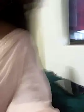 Snapshot of BongQueen9 chatting on May 2026 11:26:01 AM BongQueen9 online show from May 2026 11:26:01 AM
