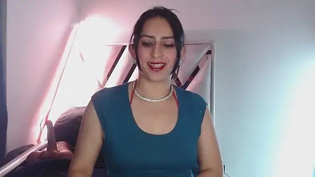 Snapshot of Andrea_Sexx_ chatting on December 2024 06:54:02 AM Andrea Sexx  online show from December 2024 06:54:02 AM